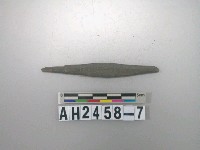 藏品(磨製石鏃)的圖片